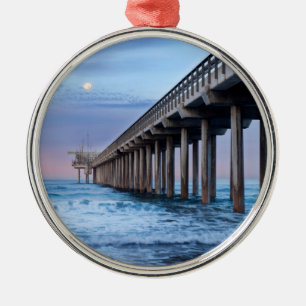 Volle maan boven pier, Californië Metalen Ornament