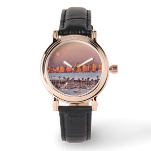 Volle maan boven San Diego Horloge