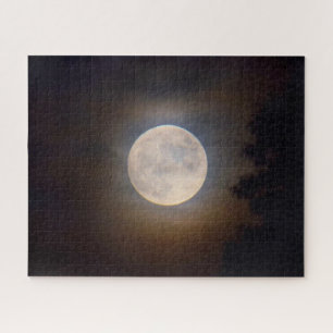 Volle maan die door de wolken kruipt - 16x20 legpuzzel