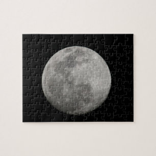 Volle maan in zwart en wit. Credit als: Arthur Legpuzzel