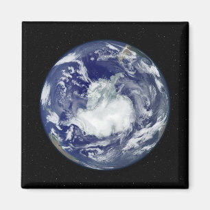 Volledig verlicht afbeelding van de volledige schi magneet