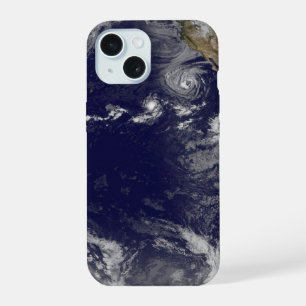 Volledige aarde met verschillende tropische storme iPhone 15 hoesje