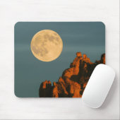 Volledige maan | Basalt Cliffs Smith Rock State Pa Muismat (Met muis)