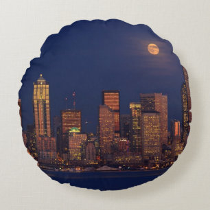 Volledige maan over de skyline van Seattle Rond Kussen