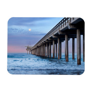 Volledige maan over pier, Californië Magneet