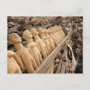 Voodoo Puppen am Fetisch Markt, Westafrika Briefkaart