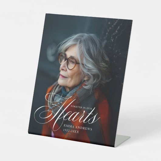 "Voor altijd in onze harten" Foto begrafenis Memor Reclamebord Met Voetstuk (Voorkant)