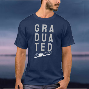 Voor de pas afgestudeerden. Een afstudeer T-shirt
