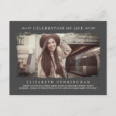 Voor haar viering van het leven Moderne Eenvoudige Uitnodiging Briefkaart (Voorkant)