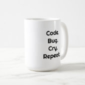 Voor ingenieurs en ontwikkelaars – Code. Bug. Cry Koffiemok (Voorkant rechts)