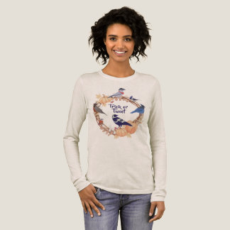 Voor vogelaars Trick or Tweet Halloween Tri-Blend Shirt