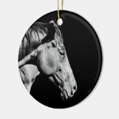 voorbeen van het paard keramisch ornament (Links)
