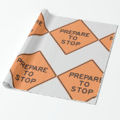 Voorbereiden van stoppen van het verkeersteken cadeaupapier (Uitgerold)