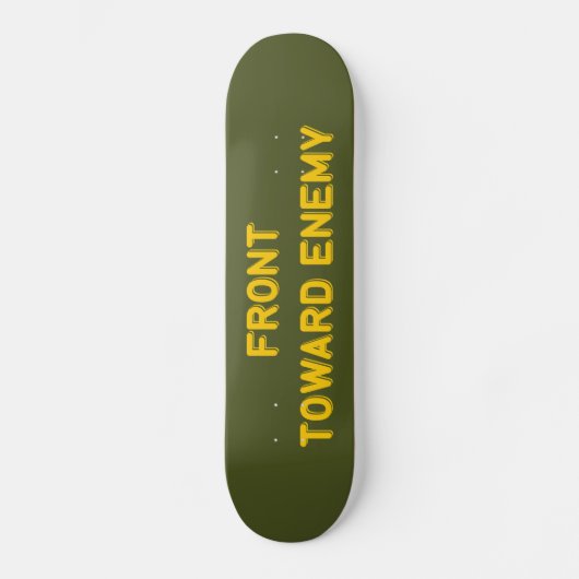 VOORKANT RICHTING VIJAND SKATEBOARD (Voorkant)