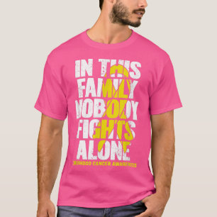 Voorlichting over kinderkanker bij gezinnen onders t-shirt