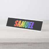 Voornaam "SAMUEL": vun regenboogkleuren Bureau Naambordje (Voorkant)