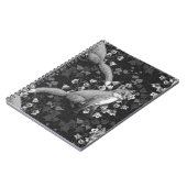 Vos, klokbloemen en klimop, monochroom, zilveren m notitieboek (Linkerzijde)