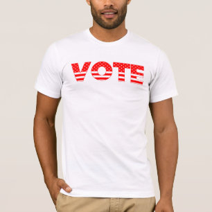 Votez le T-shirt avec les étoiles rouges et tenez