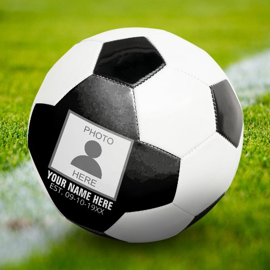 Votre photo ici Nom et âge