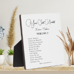 Votre siège Attente Mariage Plaque de table avec d<br><div class="desc">Ajoutez une touche personnelle à votre réception de mariage avec cette belle plaque de table. Cette plaque comporte les mots "Your Seat Awaits" dans une belle police de caractères, ainsi que votre nom et votre date mariage. Il est livré avec un chevalet pour un affichage facile sur vos tables ou...</div>