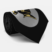 VOUS AJOUTEZ UNE PHOTO OU UNE CRAVATE TEXTE.-CHEVA (Roulé)