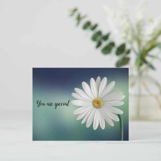 vous êtes une carte postale spéciale (Debout devant)