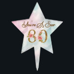 Vous êtes une star 80th Birthday Cake Topper<br><div class="desc">Tête de gâteau 80e anniversaire en forme d'étoile dans un design floral numéroté sur un arrière - plan rosâtre</div>