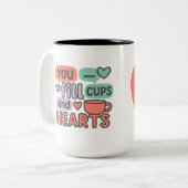 Vous remplissez les tasses et les cœurs | Équipe d (Devant gauche)