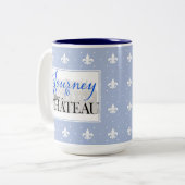 Voyage au Château Fleur-de-lis Mug (Devant gauche)