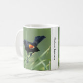Voyage dans la nature Mug d'oiseaux noirs à ailes  (Devant gauche)