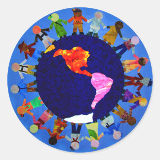 Vreedzame kinderen over de hele wereld Sticker: Ronde Sticker
