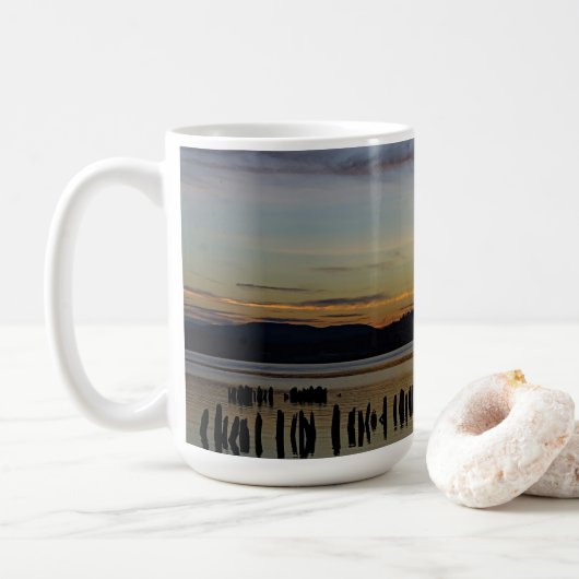 Vreedzame River Scene Koffiemok (Met donut)