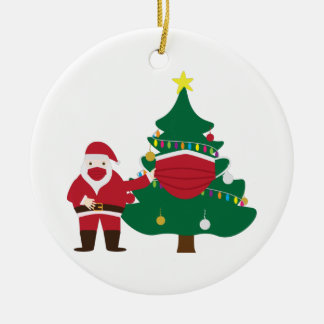 Vreemd kerstfeest 2020 Kerstman en versierde boom Keramisch Ornament