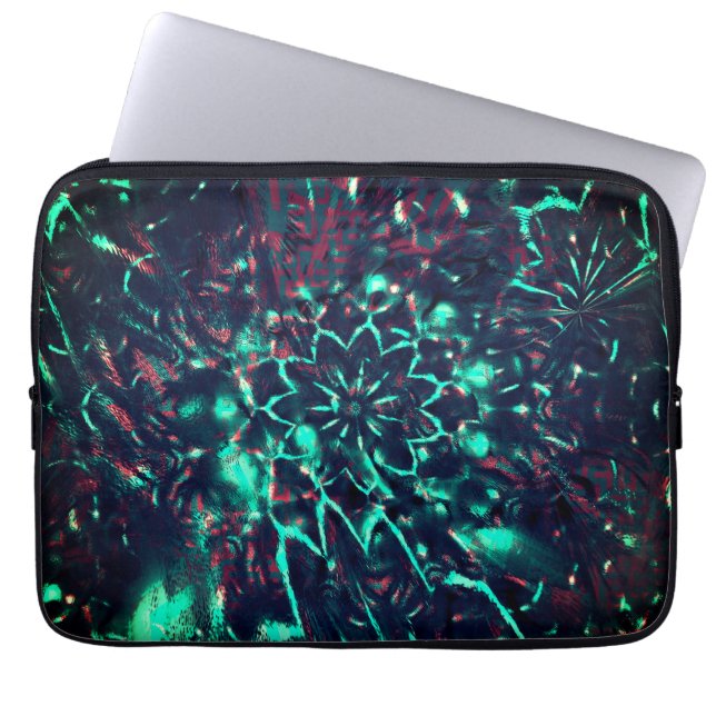 Vreemde bloem verloren in puin laptop sleeve (Voorkant)