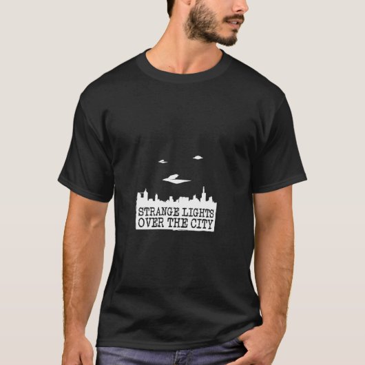 Vreemde lichten over de stad t-shirt (Voorkant)