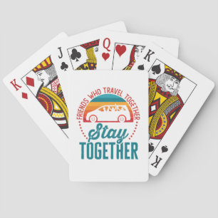 Vrienden die samen reizen, blijven samen pokerkaarten