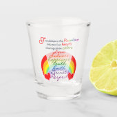 Vriendschap is het ontwerp van het regenbooghandbo shot glas (Voorkant)