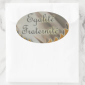 Vrijheid, gelijkheid, broederschap: een bloeiende ovale sticker (Tas)