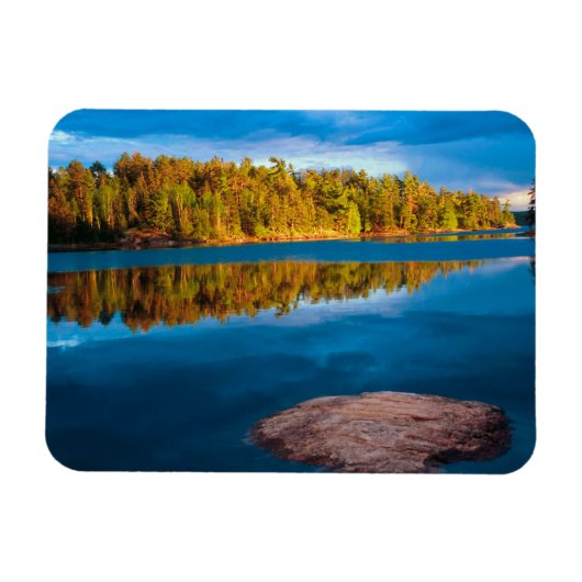 Vroege avondreflecties in het grenswater magneet (Horizontaal)