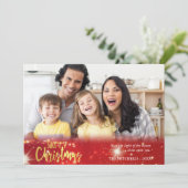 Vrolijk kerstfeest, goud en wit licht op rood feestdagenkaart (Staand voorkant)