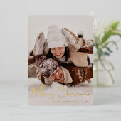 Vrolijk kerstfeest Modern Red Script Stripes Folie Feestdagenkaart (Staand Voorkant)