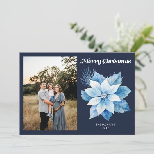 Vrolijk Kerstmis Blauw Poinsettia Feestdagenkaart (Staand voorkant)