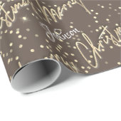 Vrolijk Kerstmis Gouden Script Naam Royal Brown Cadeaupapier (Rol Hoek)
