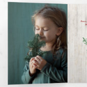 Vrolijk kerstscript, Poinsettia, Rustic 4-foto Drieluik Kaart (Binnenzijde eerst)
