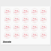 Vrolijk kerstscript rood aangepaste familienaam ronde sticker (Vel)