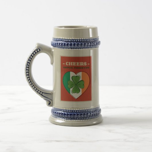 VROLIJK ST. PATRICK'S DAY BIERPUL (Links)