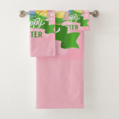 Vrolijke paasroze bloemen en eieren bad handdoek (Insitu)