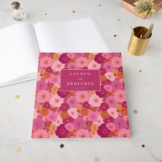 Vrolijke Roze Bloemencelificatie Gastenboek (Voorkant open)