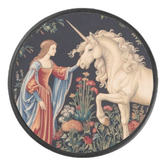 Vrouw aan de Licorne Hockey Puck