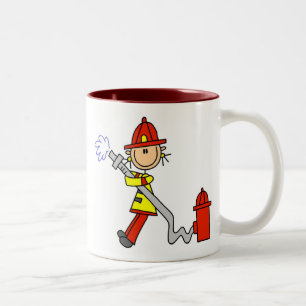 Vrouw brandweerman met T-shirts en schenkingen Tweekleurige Koffiemok